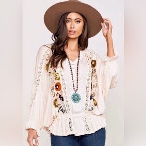 Free People Serafina Embroidered Top in Neutral Combo Sz Medium